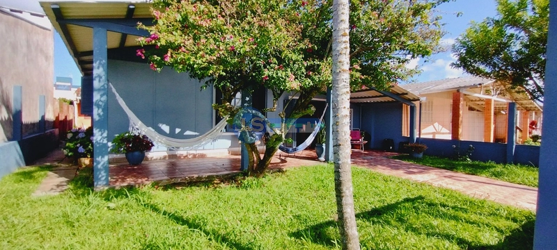 Casa em Atlântida Sul: 12ª foto da galeria de imagens do imóvel