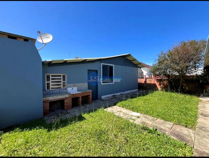 Casa em Atlântida Sul: 5ª foto da galeria de imagens do imóvel