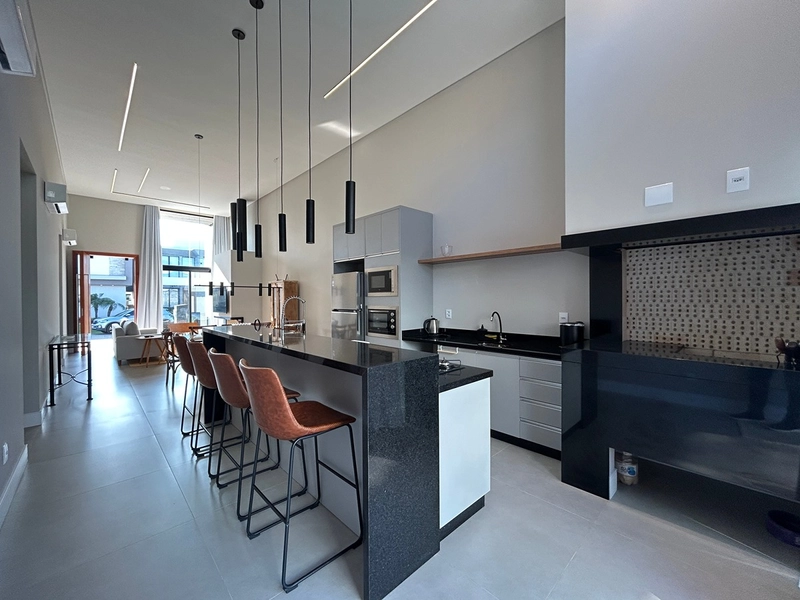 EXCELENTE CASA ALTO PADRÃO EM CONDOMÍNIO: 12ª foto da galeria de imagens do imóvel