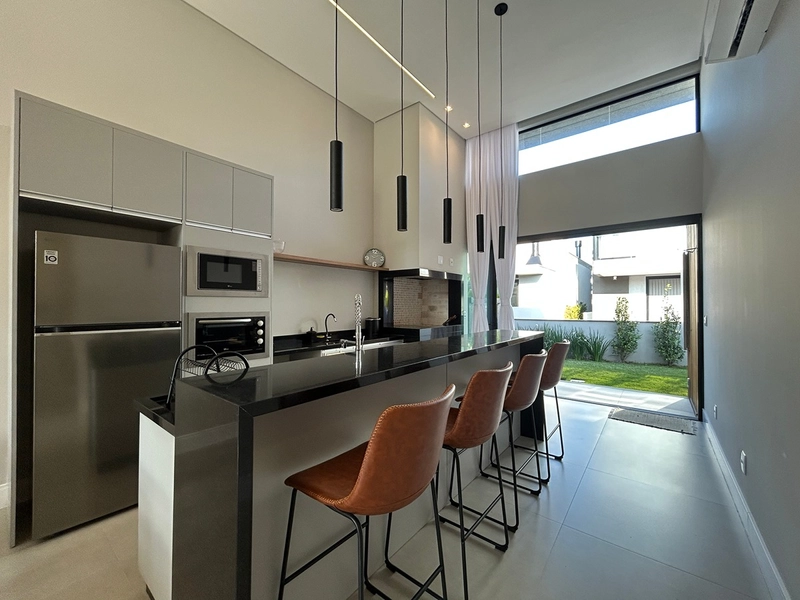 EXCELENTE CASA ALTO PADRÃO EM CONDOMÍNIO: 10ª foto da galeria de imagens do imóvel