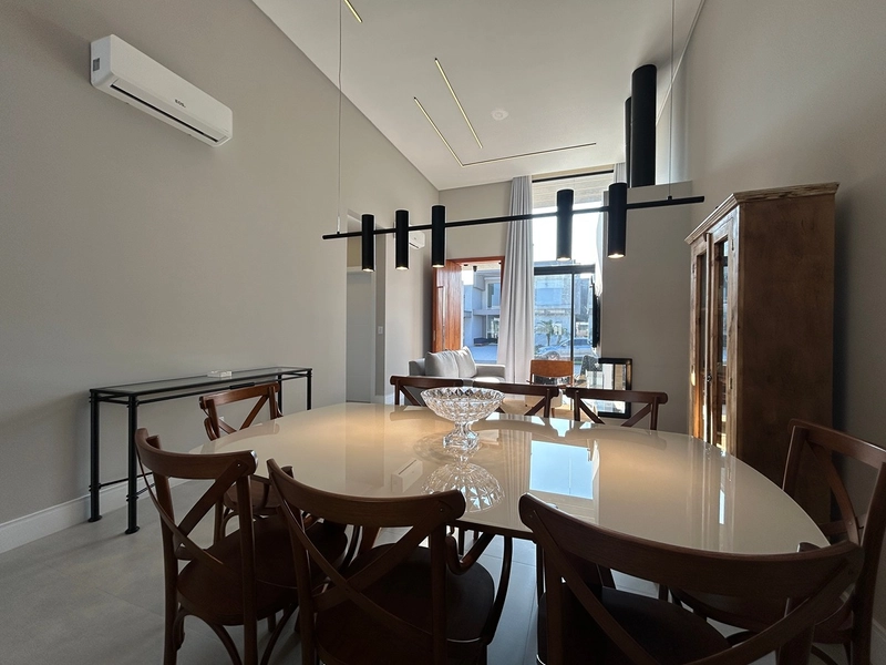 EXCELENTE CASA ALTO PADRÃO EM CONDOMÍNIO: 9ª foto da galeria de imagens do imóvel