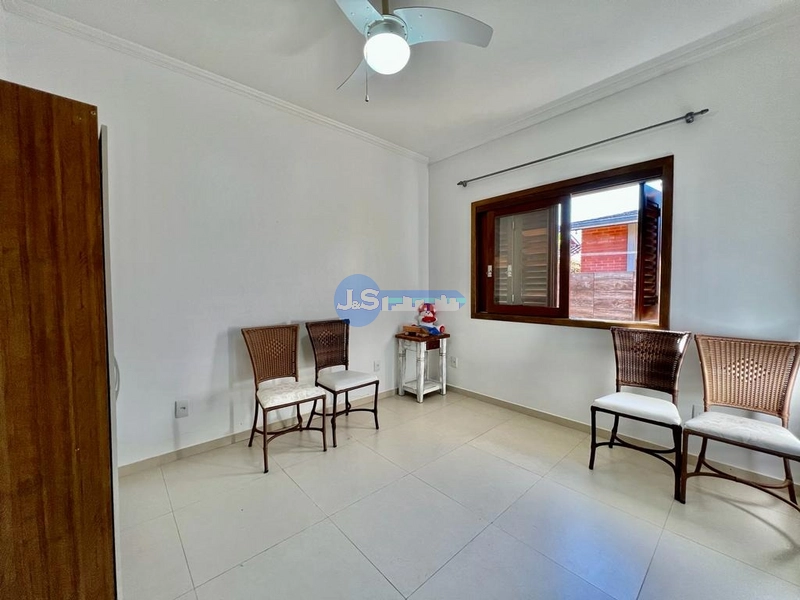 EXCELENTE CASA DE PRAIA EM LAJE PROXIMO AO MAR: 7ª foto da galeria de imagens do imóvel