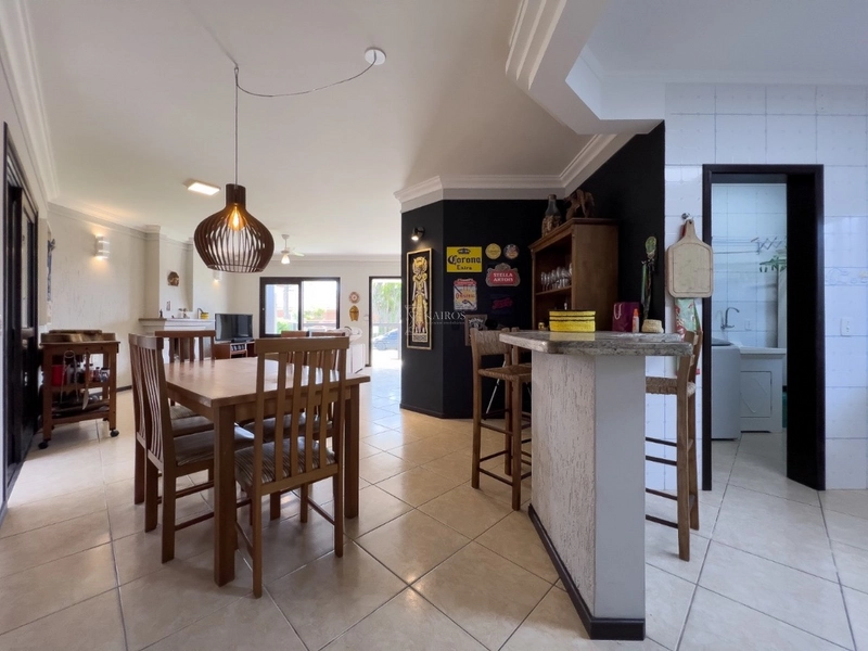 EXCELENTE CASA DE PRAIA PRÓXIMO AO MAR: 1ª foto da galeria de imagens do imóvel