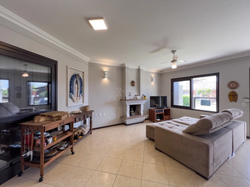 EXCELENTE CASA DE PRAIA PRÓXIMO AO MAR: 10ª foto da galeria de imagens do imóvel