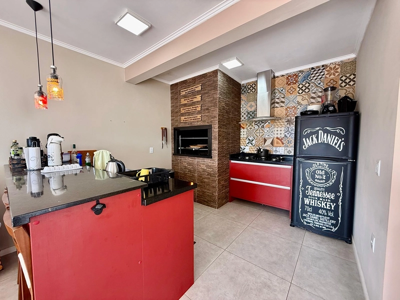 EXCELENTE CASA COM PISCINA PERTO DO MAR: 14ª foto da galeria de imagens do imóvel