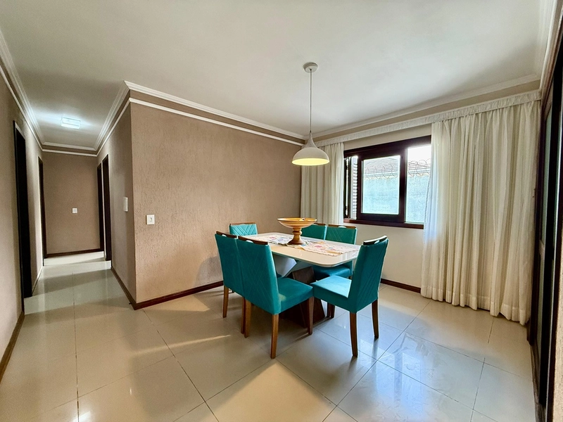 EXCELENTE CASA COM PISCINA PERTO DO MAR: 47ª foto da galeria de imagens do imóvel