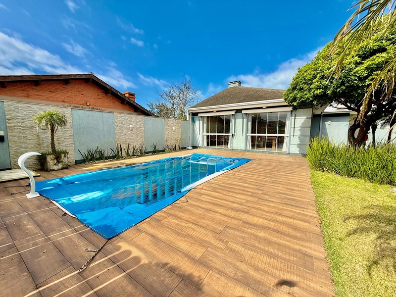 EXCELENTE CASA COM PISCINA PERTO DO MAR: 20ª foto da galeria de imagens do imóvel