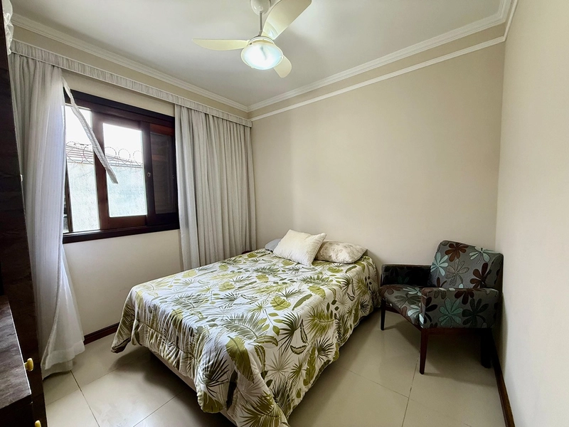 EXCELENTE CASA COM PISCINA PERTO DO MAR: 38ª foto da galeria de imagens do imóvel