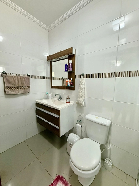 EXCELENTE CASA COM PISCINA PERTO DO MAR: 32ª foto da galeria de imagens do imóvel