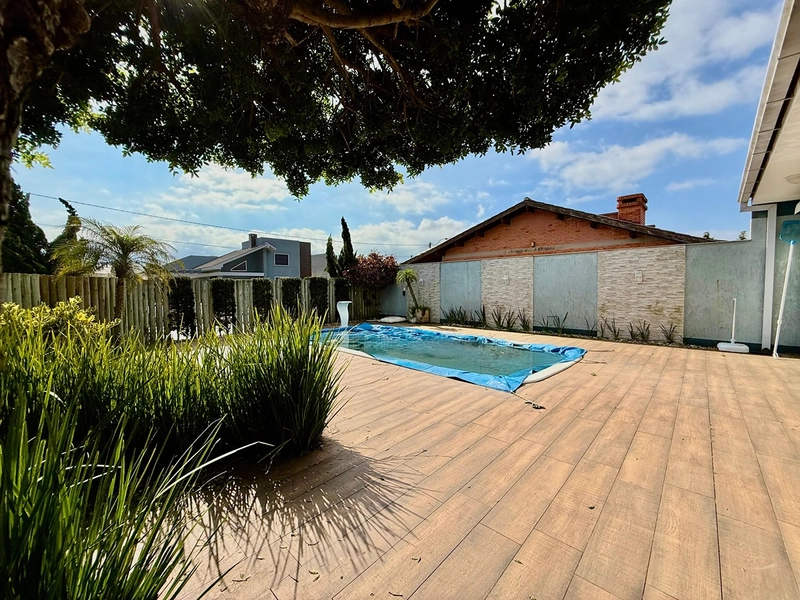 EXCELENTE CASA COM PISCINA PERTO DO MAR: 11ª foto da galeria de imagens do imóvel