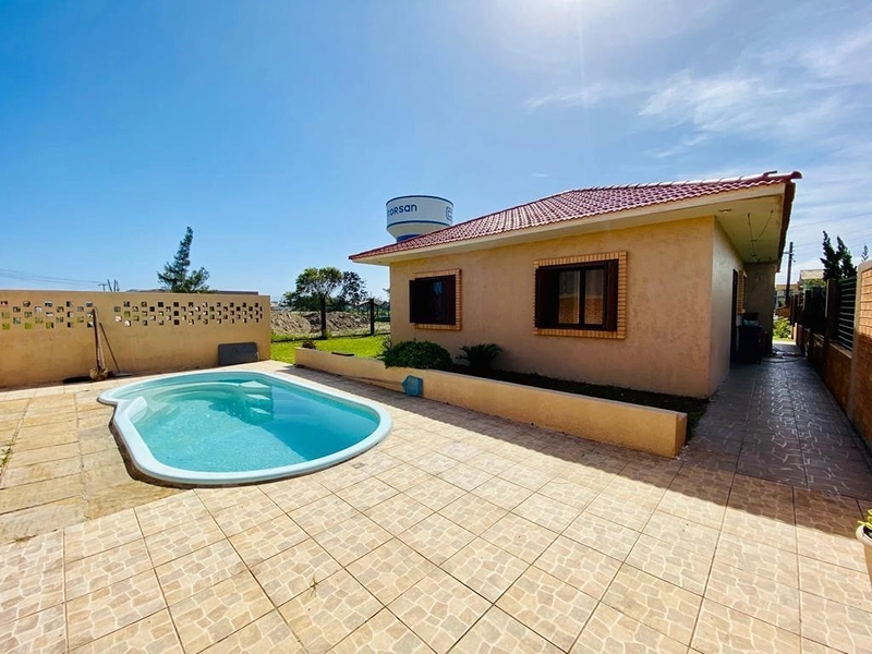 EXCELENTE CASA DE PRAIA COM PISCINA PERTO DO MAR: 4ª foto da galeria de imagens do imóvel
