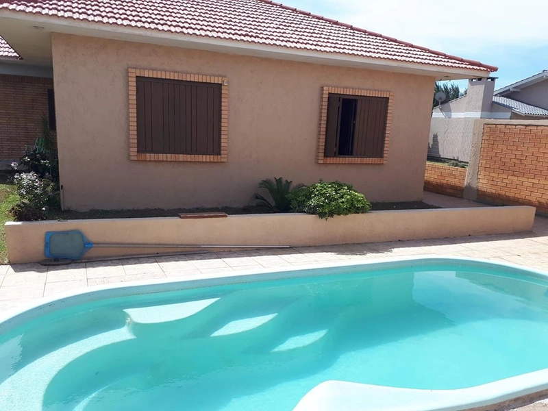 EXCELENTE CASA DE PRAIA COM PISCINA PERTO DO MAR: 11ª foto da galeria de imagens do imóvel