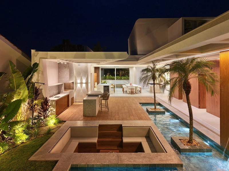 CASA ALTO PADRÃO EM ATLANTIDA XANGRI-LÁ: 2ª foto da galeria de imagens do imóvel