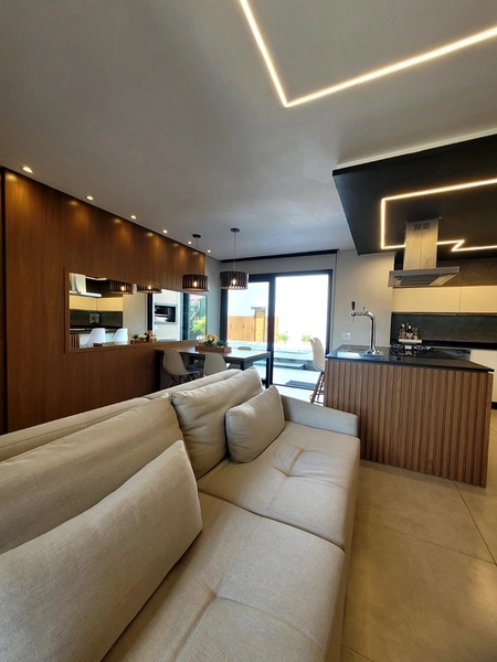 Excelente Casa de Alto Padrão com Piscina : 9ª foto da galeria de imagens do imóvel