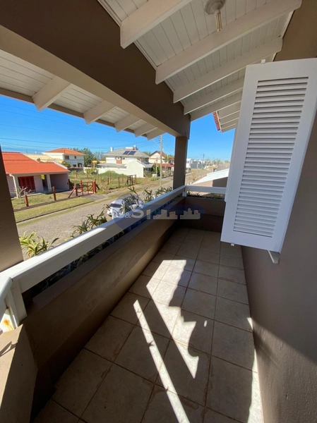 Excelente sobrado próximo ao mar com piscina: 11ª foto da galeria de imagens do imóvel