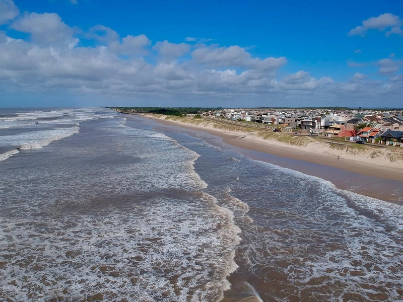 EXCELENTE CASA DE PRAIA BEIRA MAR COM PISCINA: 17ª foto da galeria de imagens do imóvel