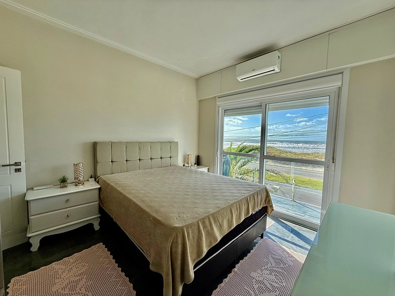 EXCELENTE CASA DE PRAIA BEIRA MAR COM PISCINA: 31ª foto da galeria de imagens do imóvel