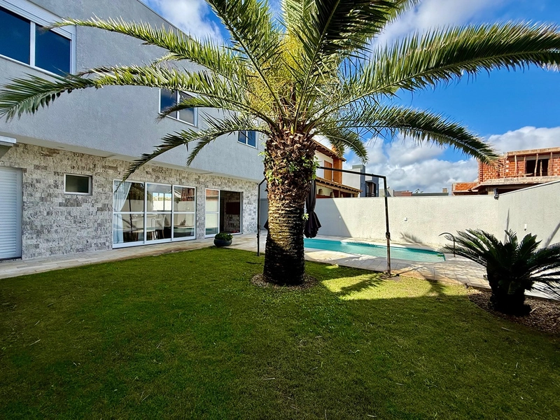 EXCELENTE CASA DE PRAIA BEIRA MAR COM PISCINA: 3ª foto da galeria de imagens do imóvel