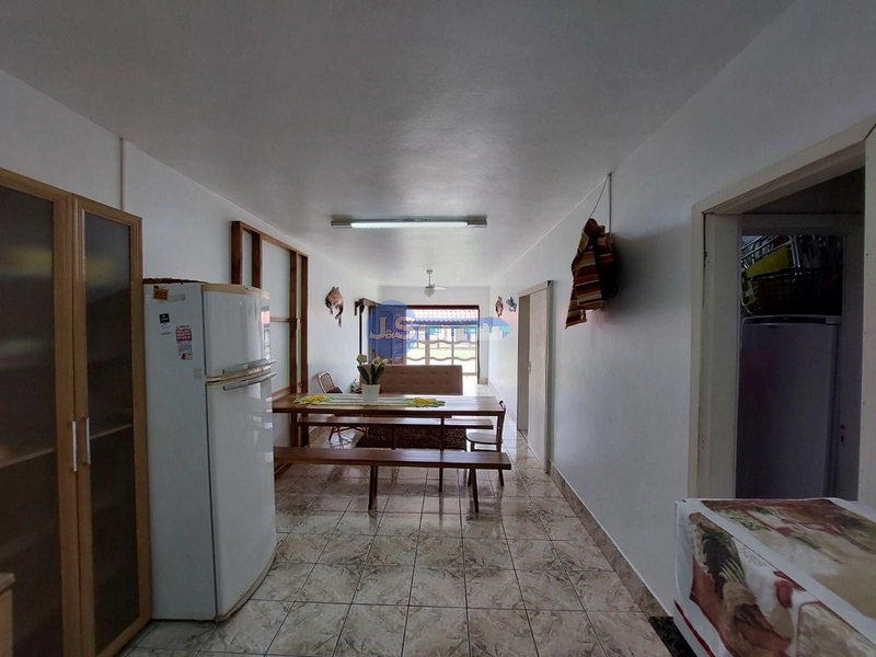 Casa em Mariluz: 12ª foto da galeria de imagens do imóvel