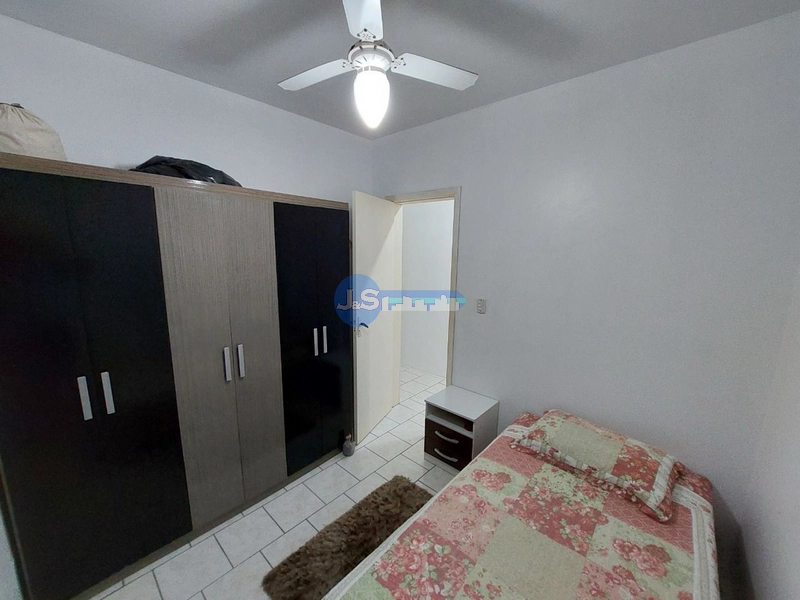 Casa em Mariluz: 2ª foto da galeria de imagens do imóvel