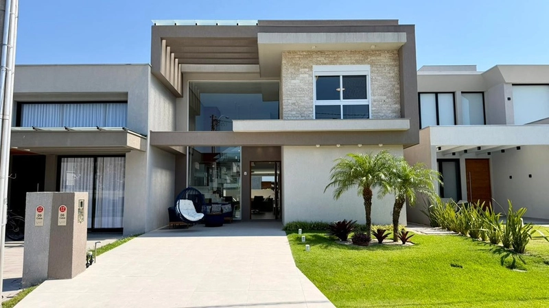 EXCELENTE CASA ALTO PADRÃO EM CONDOMÍNIO: 2ª foto da galeria de imagens do imóvel