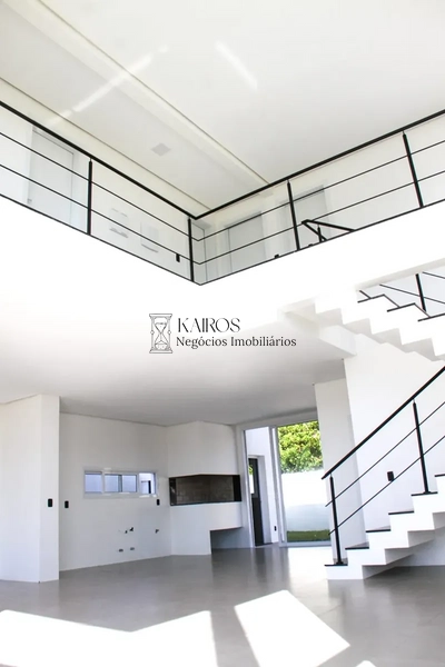 EXCELENTE SOBRADO BEIRA MAR: 2ª foto da galeria de imagens do imóvel