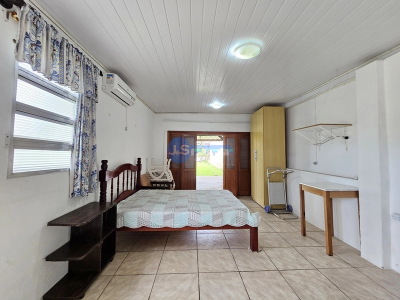 Casa de Praia com 02 Terrenos e Excelente Localização: 2ª foto da galeria de imagens do imóvel