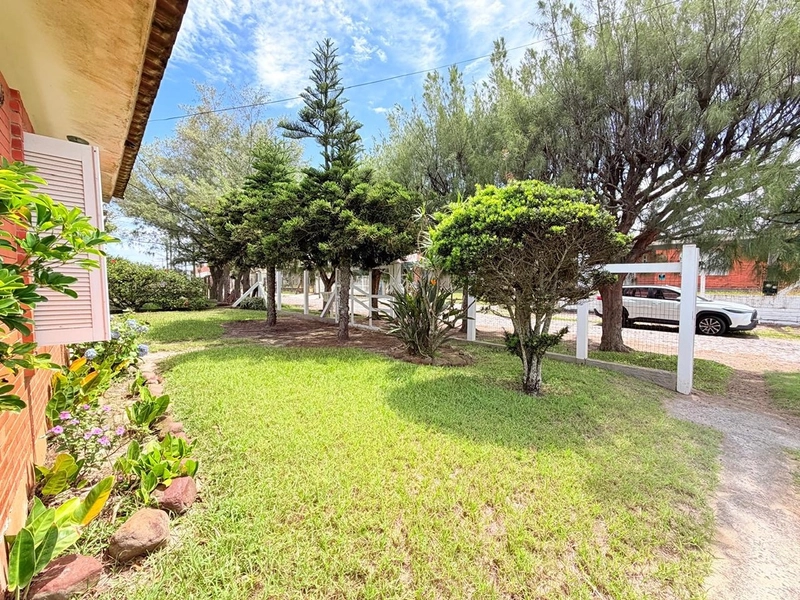 CASA DE PRAIA EM LAJE: 5ª foto da galeria de imagens do imóvel