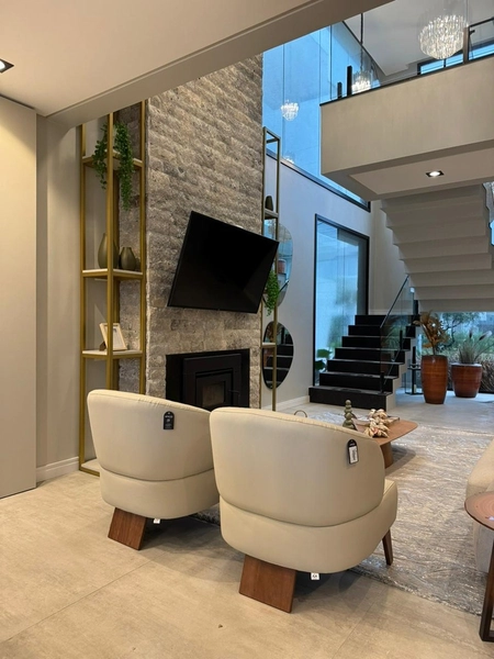 EXCELENTE CASA ALTO PADRÃO EM CONDOMÍNIO: 8ª foto da galeria de imagens do imóvel