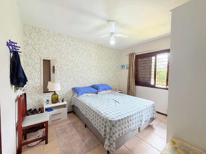 EXCELENTE CASA DE PRAIA PRÓXIMA AO MAR COM PISCINA: 10ª foto da galeria de imagens do imóvel