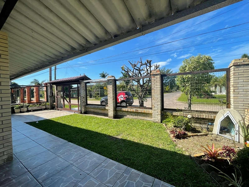 EXCELENTE CASA COM PISCINA: 21ª foto da galeria de imagens do imóvel