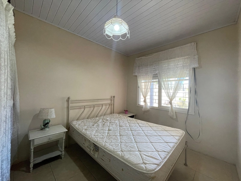 EXCELENTE CASA COM PISCINA: 13ª foto da galeria de imagens do imóvel