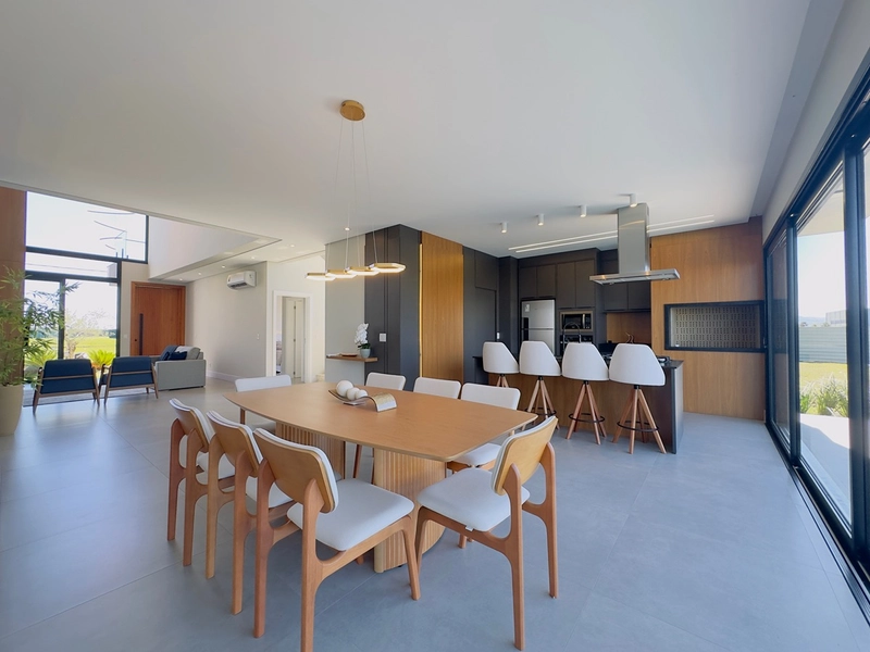 EXCELENTE CASA ALTO PADRÃO BEIRA LAGO COM PISCINA EM CONCRETO: 19ª foto da galeria de imagens do imóvel