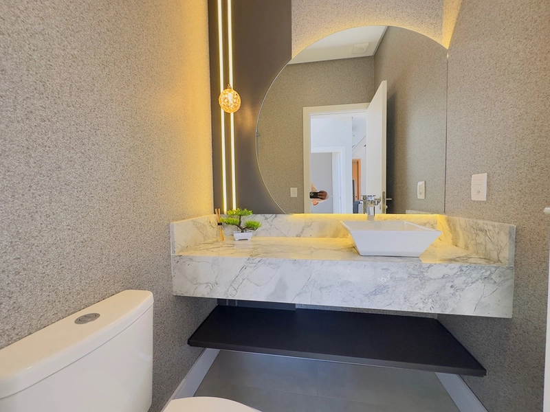 EXCELENTE CASA ALTO PADRÃO BEIRA LAGO COM PISCINA EM CONCRETO: 11ª foto da galeria de imagens do imóvel