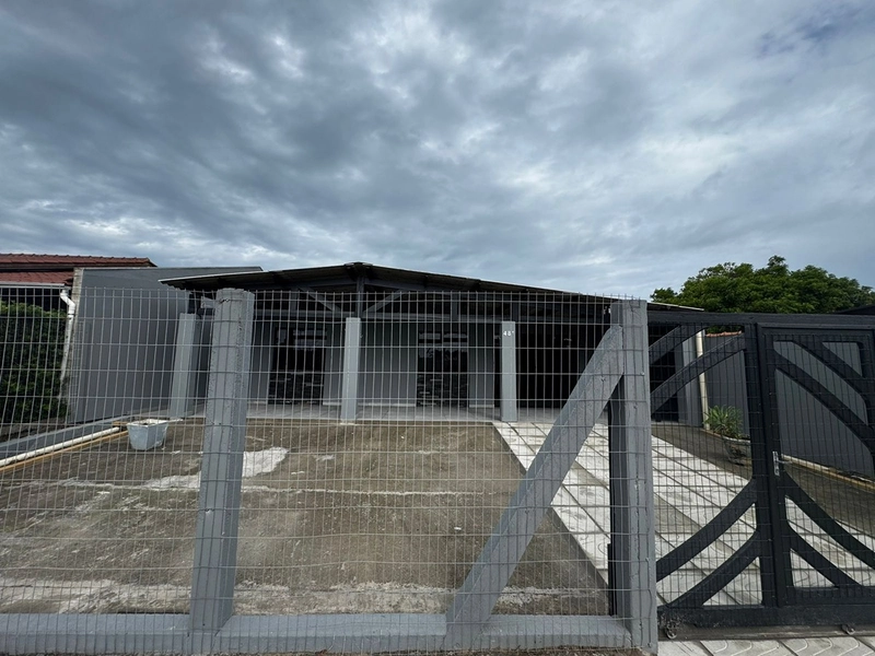 CASA DE PRAIA REGIÃO DE MORADORES : 3ª foto da galeria de imagens do imóvel