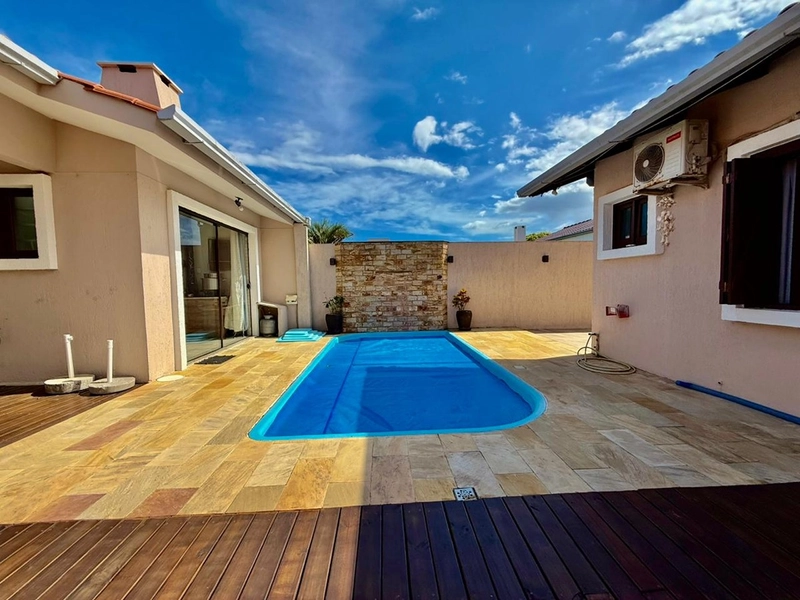 EXCELENTE CASA COM PISCINA: 6ª foto da galeria de imagens do imóvel