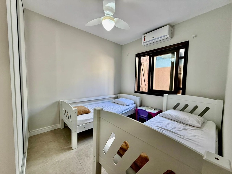 EXCELENTE CASA COM PISCINA: 20ª foto da galeria de imagens do imóvel