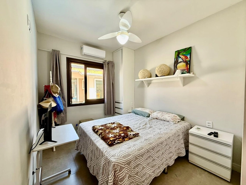 EXCELENTE CASA COM PISCINA: 32ª foto da galeria de imagens do imóvel