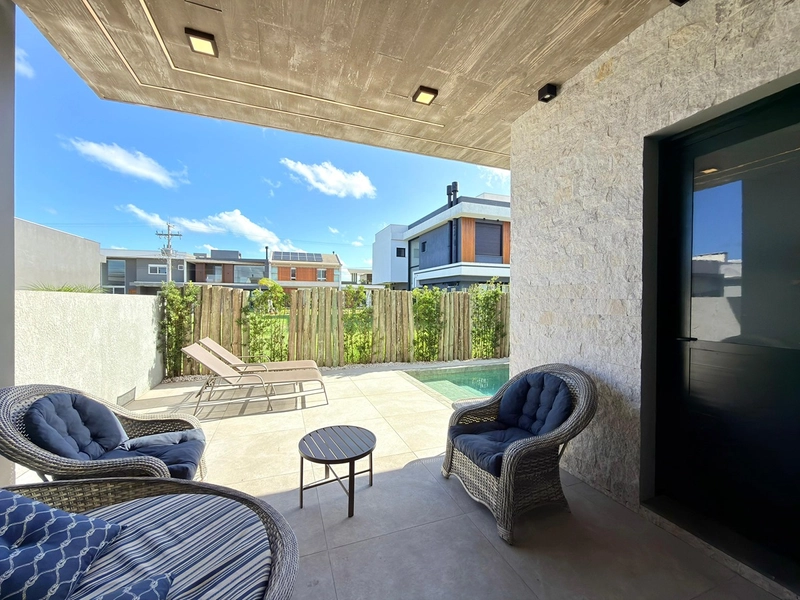 EXCELENTE CASA ALTO PADRÃO COM PISCINA : 12ª foto da galeria de imagens do imóvel