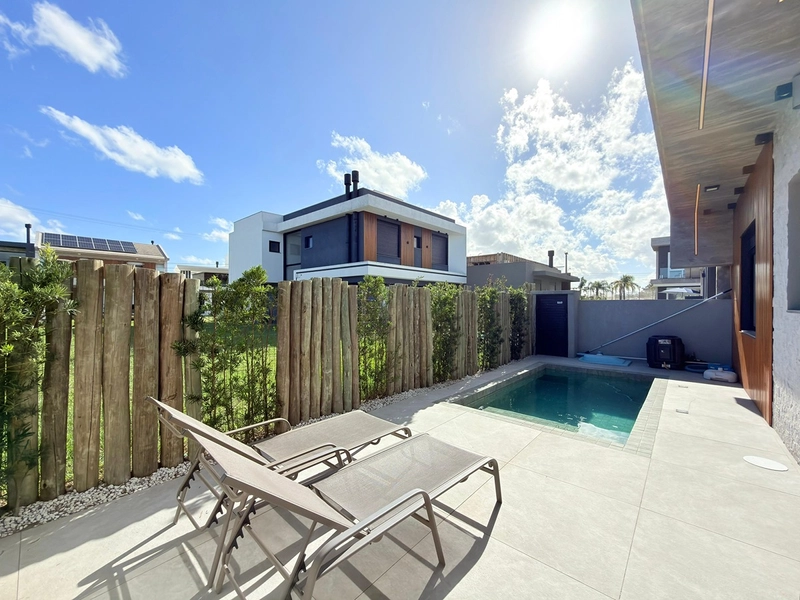 EXCELENTE CASA ALTO PADRÃO COM PISCINA : 13ª foto da galeria de imagens do imóvel