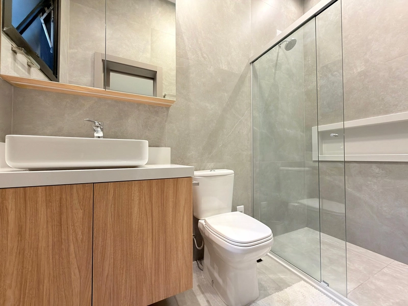 EXCELENTE CASA ALTO PADRÃO COM PISCINA : 27ª foto da galeria de imagens do imóvel