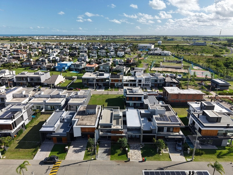 EXCELENTE CASA ALTO PADRÃO COM PISCINA : 18ª foto da galeria de imagens do imóvel