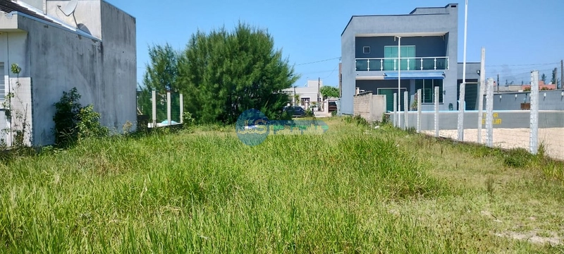 TERRENO: 1ª foto da galeria de imagens do imóvel