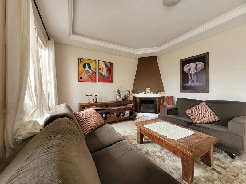 EXCELENTE CASA COM PISCINA: 21ª foto da galeria de imagens do imóvel