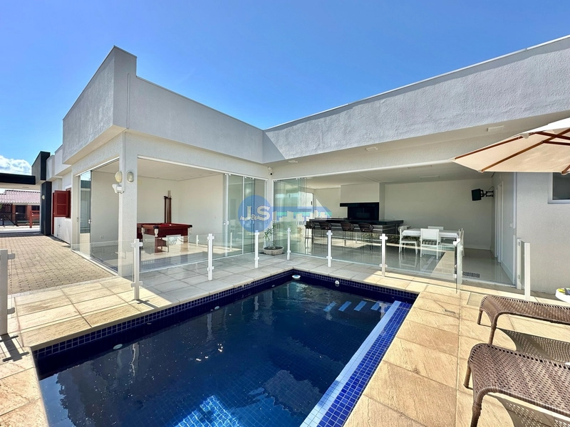 EXCELENTE CASA DE PRAIA COM PISCINA: 9ª foto da galeria de imagens do imóvel