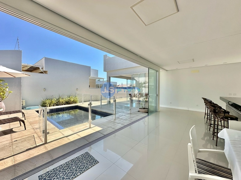 EXCELENTE CASA DE PRAIA COM PISCINA: 8ª foto da galeria de imagens do imóvel