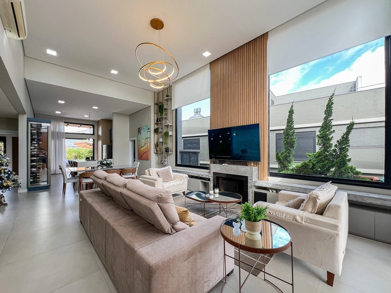 EXCELENTE CASA EM CONDOMÍNIO FECHADO: 3ª foto da galeria de imagens do imóvel