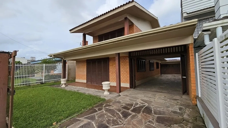 EXCELENTE CASA DE PRAIA PRÓXIMA AO MAR : 1ª foto da galeria de imagens do imóvel