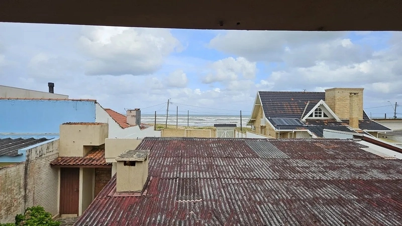 EXCELENTE CASA DE PRAIA PRÓXIMA AO MAR : 6ª foto da galeria de imagens do imóvel