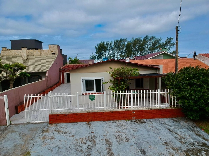 CASA DE PRAIA PERTINHO DO MAR : 2ª foto da galeria de imagens do imóvel